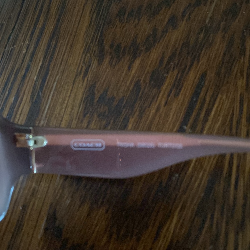 Coach sunglasses - Picture 5 of 11